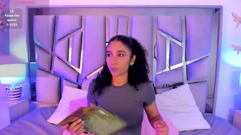 Snapshot of _lanna_jhonson_ chatting on January 18, 11:43 am Lanna online show from January 18, 11:43 am
