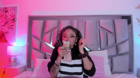 Snapshot of _lanna_jhonson_ chatting on February 18, 12:17 pm Lanna online show from February 18, 12:17 pm