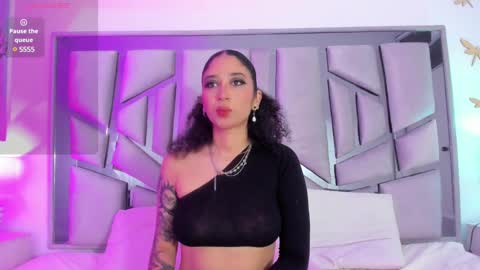 Snapshot of _lanna_jhonson_ chatting on February 26, 11:54 am Lanna online show from February 26, 11:54 am