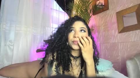 Snapshot of _lanna_jhonson_ chatting on December 4, 11:30 am Lanna online show from December 4, 11:30 am