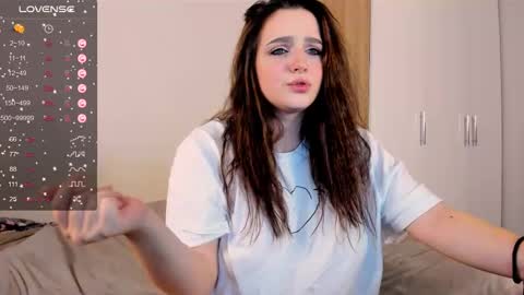 Snapshot of _latisha_ chatting on December 16, 12:38 pm Latisha online show from December 16, 12:38 pm