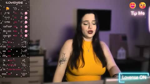 Snapshot of _latisha_ chatting on October 26, 8:15 pm Latisha online show from October 26, 8:15 pm