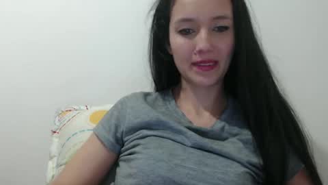 Lauren 3 online show from December 11, 5:53 am