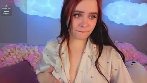 Im Alis 3 online show from May 19, 1:56 am
