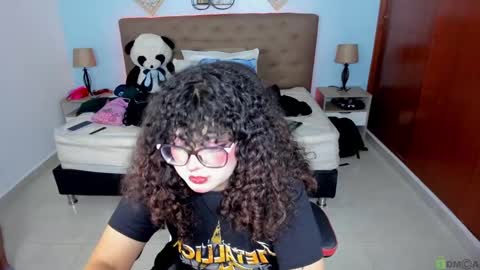 Liily online show from October 10, 7:41 pm