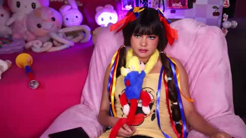 _little_glrl_ online show from June 27, 11:22 pm