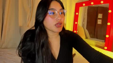 Ivy 3 online show from February 5, 7:39 pm