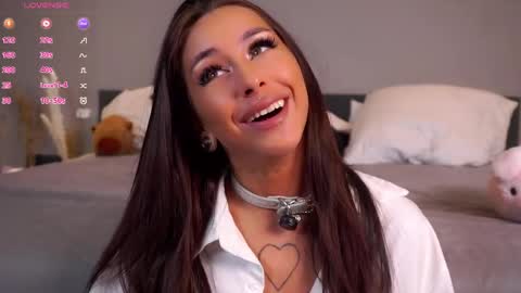 Lolly online show from April 1, 5:52 am