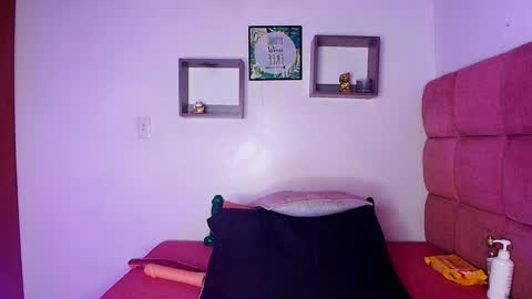 Lorrayne online show from January 31, 11:56 am