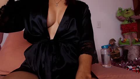 Lorrayne online show from December 11, 12:23 pm