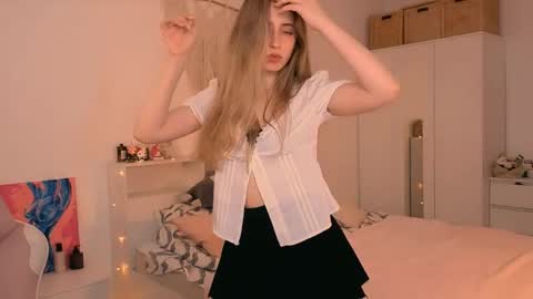 Amanda  mandy online show from May 16, 3:22 pm