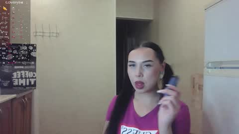 Mary online show from October 7, 4:22 pm