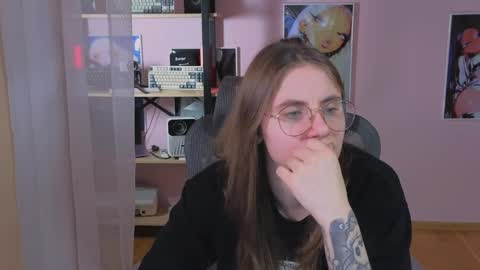 Ann online show from April 8, 8:22 pm