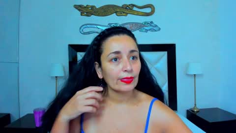  luna  sweet  online show from January 19, 3:18 am