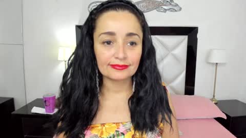  luna  sweet  online show from January 16, 3:34 am
