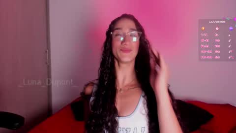 Snapshot of _luna_dupont_ chatting on September 19, 6:12 am Luna online show from September 19, 6:12 am