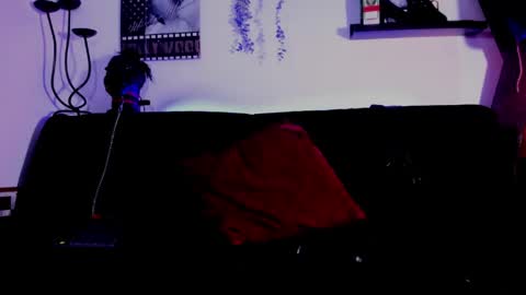 MISS LUNA online show from April 15, 1:17 am