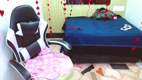 luna torres online show from February 26, 4:28 pm