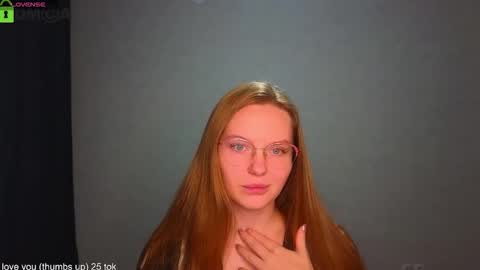 Welcome guys  Pleasure to see you all here  My name is Lysafeta and MichaelaTip menu is active Private is open  online show from September 29, 6:24 pm