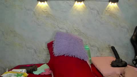 Maddy online show from January 16, 11:58 am