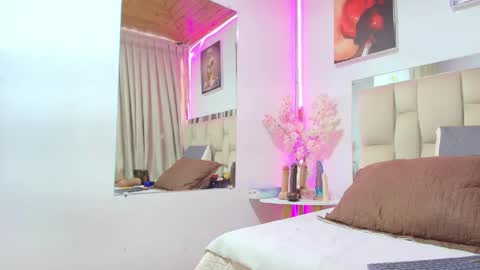 _marcela__ online show from May 3, 11:35 am