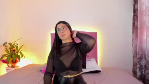 Maria paula online show from December 28, 7:43 pm