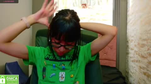 Mavis  online show from September 17, 8:40 pm