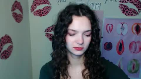 Susie online show from January 13, 7:57 am