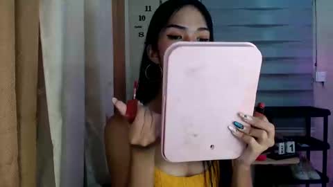 Melly online show from May 12, 10:11 am