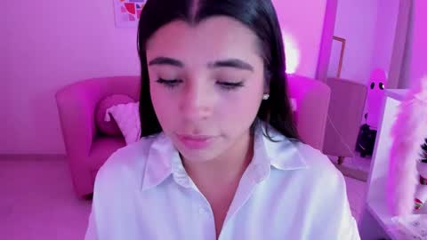  MIa blue 18  online show from January 16, 7:10 pm