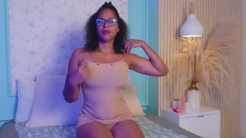  mlavega  online show from April 2, 5:16 am