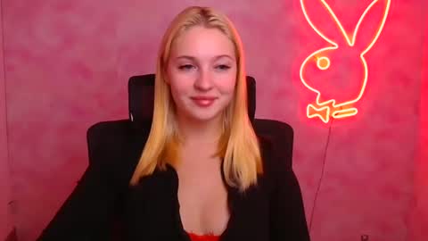 Melanie online show from October 6, 5:57 am