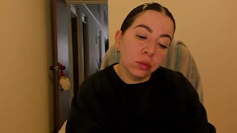 _miss_coco_ online show from December 23, 2:39 pm