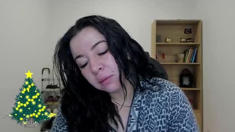 _miss_coco_ online show from December 6, 11:54 am