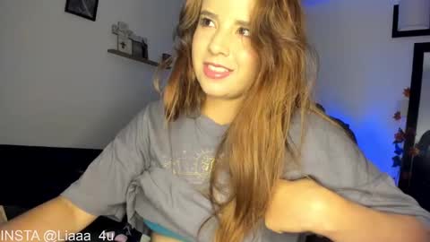 Snapshot of _monserat_ chatting on February 8, 1:32 am liaaa 4u online show from February 8, 1:32 am