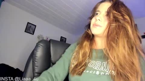 Snapshot of _monserat_ chatting on February 20, 12:41 am liaaa 4u online show from February 20, 12:41 am