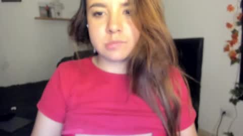 Snapshot of _monserat_ chatting on October 11, 1:21 am liaaa 4u online show from October 11, 1:21 am