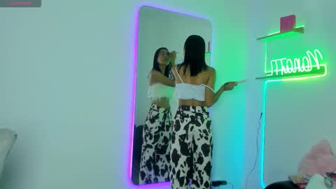 Nana  online show from January 8, 4:27 am