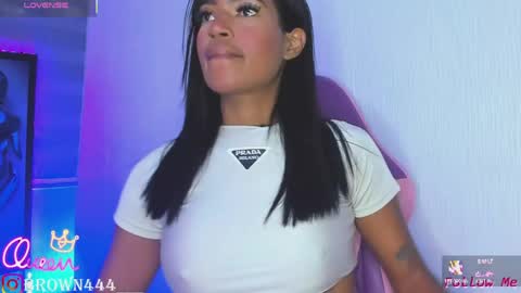 naomi brown online show from May 12, 4:43 am