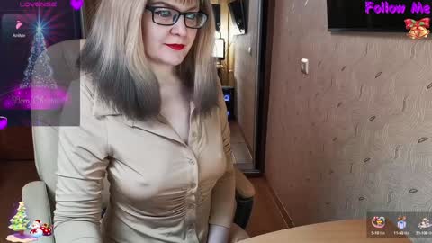 Snapshot of _natali_ chatting on January 12, 5:22 pm MagicWoman online show from January 12, 5:22 pm