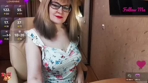 Snapshot of _natali_ chatting on December 5, 7:28 pm MagicWoman online show from December 5, 7:28 pm