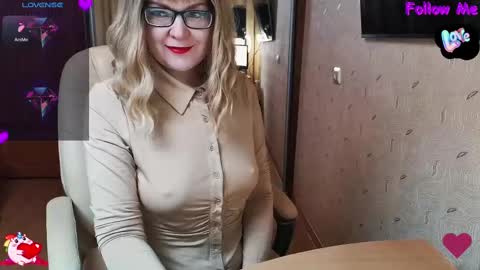 Snapshot of _natali_ chatting on March 12, 4:08 am MagicWoman online show from March 12, 4:08 am