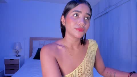 Snapshot of _natasha18_ chatting on January 27, 11:32 am Natasha online show from January 27, 11:32 am
