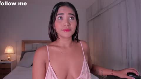 Snapshot of _natasha18_ chatting on February 3, 11:42 am Natasha online show from February 3, 11:42 am