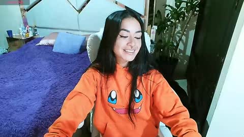 Natasha Rodriguez independent model online show from December 11, 8:47 am