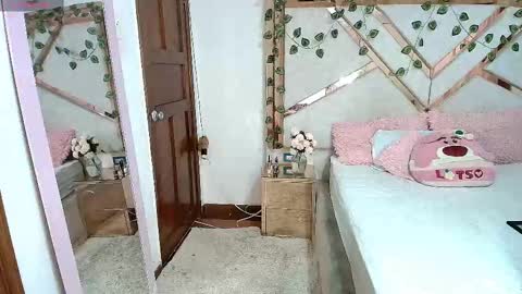 Natasha Rodriguez independent model online show from September 11, 8:36 am