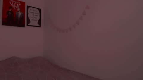 Snapshot of _ni_kiss chatting on January 25, 6:43 pm Nika online show from January 25, 6:43 pm