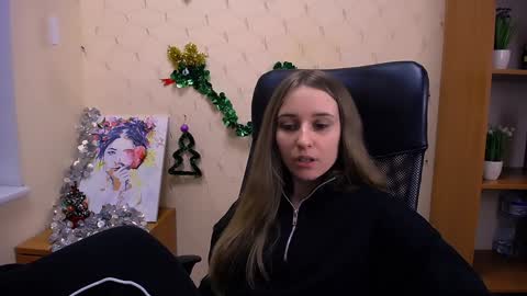 Nica online show from December 24, 12:44 pm