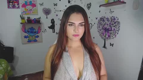 Snapshot of _ninahot chatting on September 26, 2:31 am Nina online show from September 26, 2:31 am