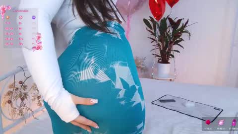 Snapshot of _noell_ chatting on February 19, 2:34 pm Vivian online show from February 19, 2:34 pm